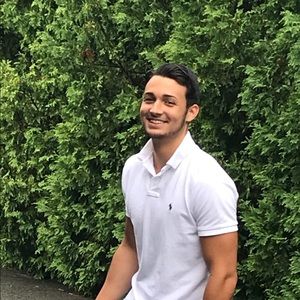 Meet your Posher, Chase